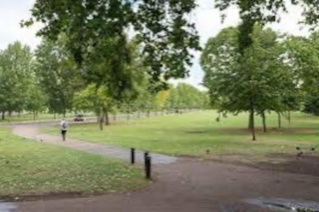 Centrally Located Islington Лондон Экстерьер фото